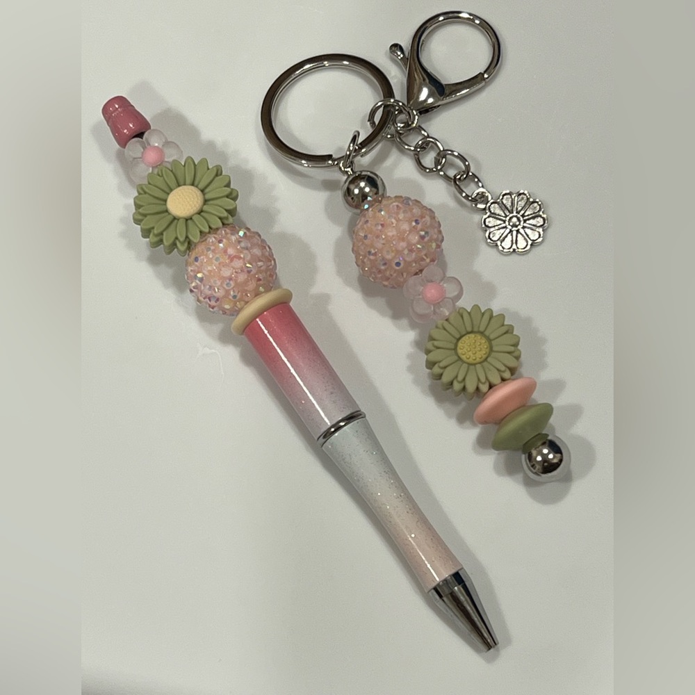 Handmade Beaded Pen and Keychain Set